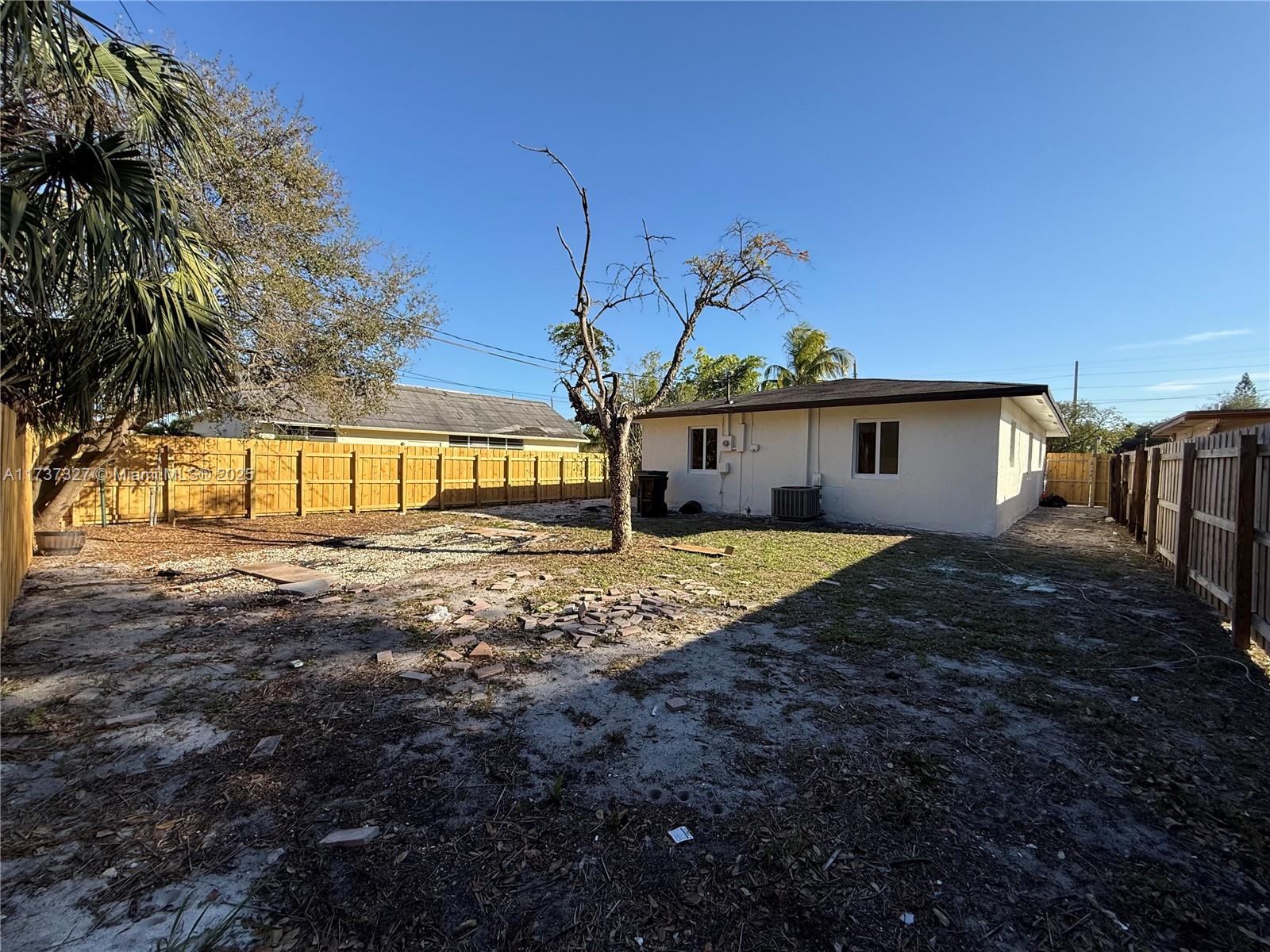 2201 Nw 6th Ct Property Photo 10