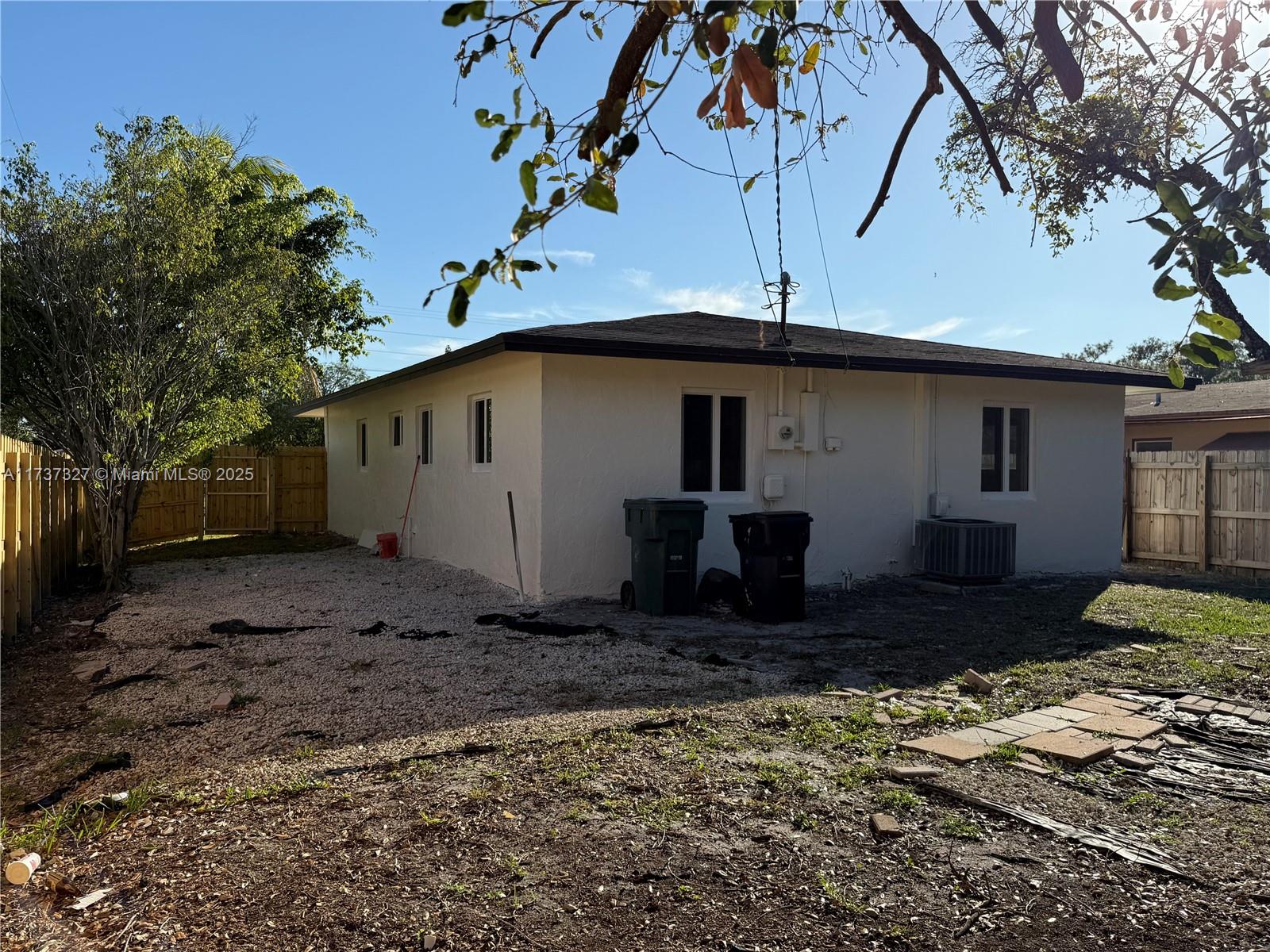 2201 Nw 6th Ct Property Photo 12