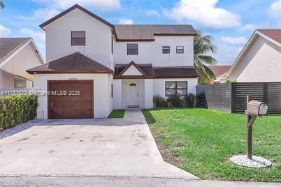 12980 Sw 251st St Property Photo 5