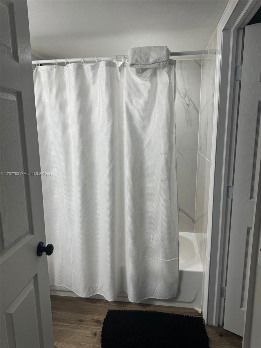 2494 Centergate Dr 207 Property Photo 18