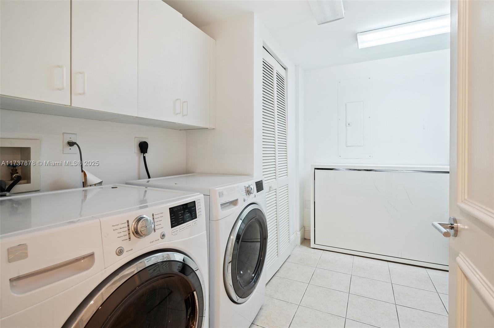 765 Crandon Blvd 407 Property Photo 33