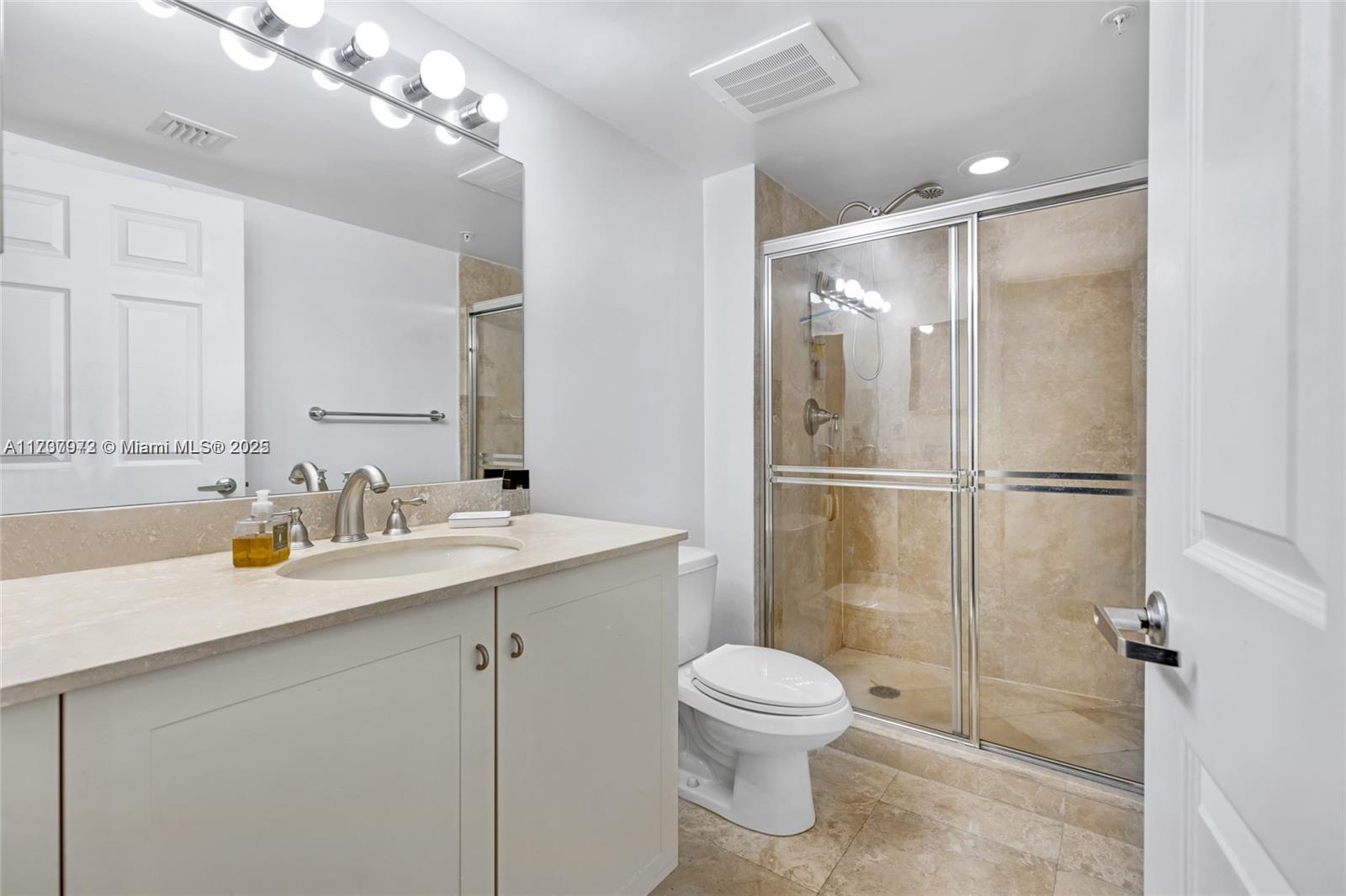 3232 Sw 22nd Ter 301 Property Photo 19
