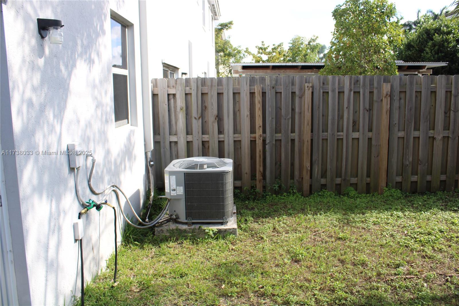 1462 Se 26th Ter 0 Property Photo 10
