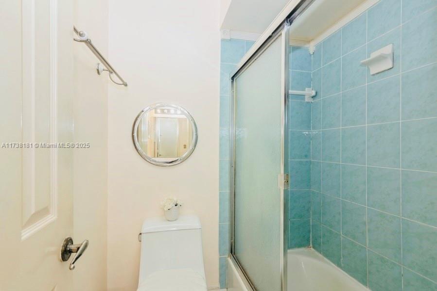 9645 Sw 142nd Ct Property Photo 7