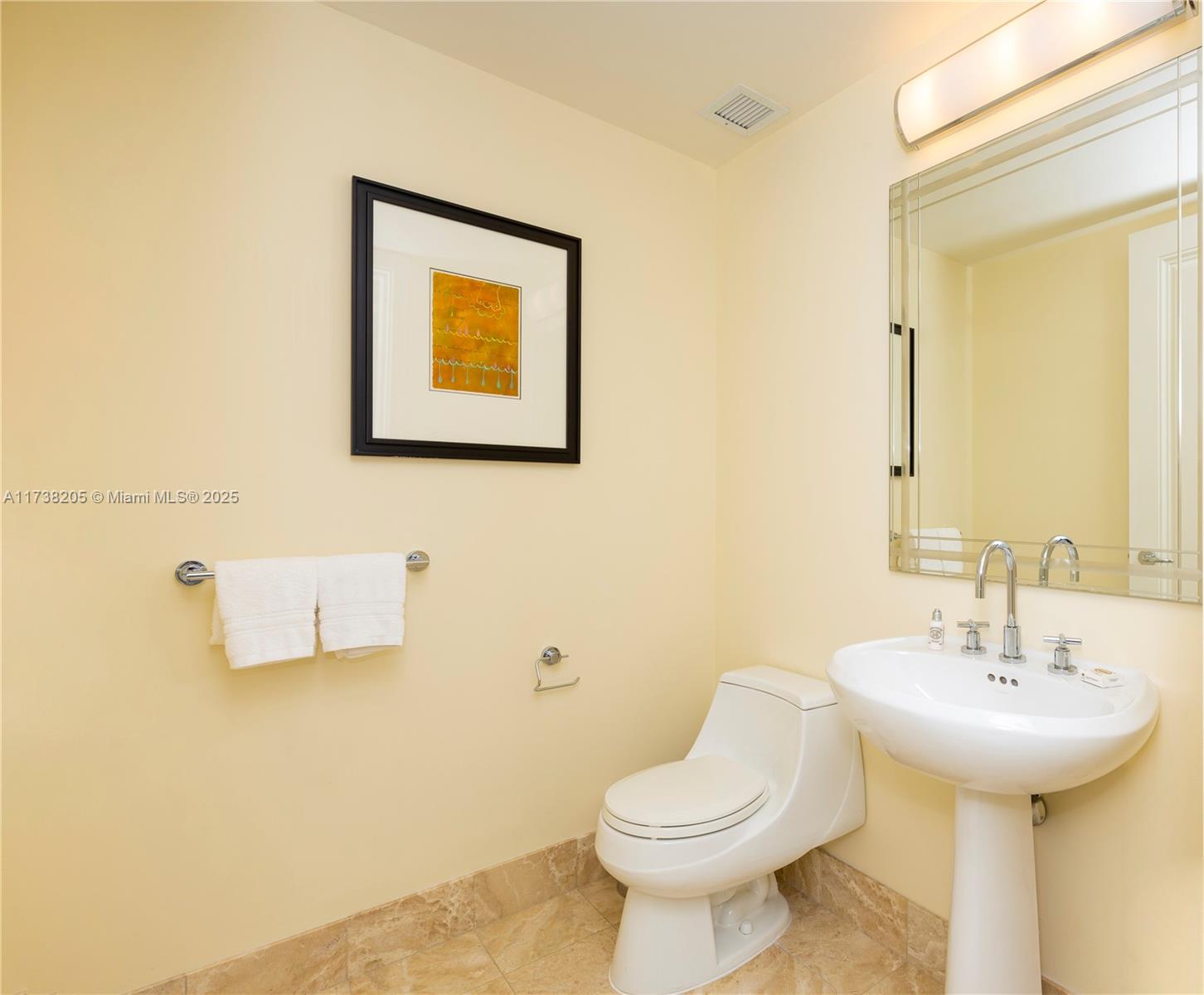 1435 Brickell Ave 3010 Property Photo 7