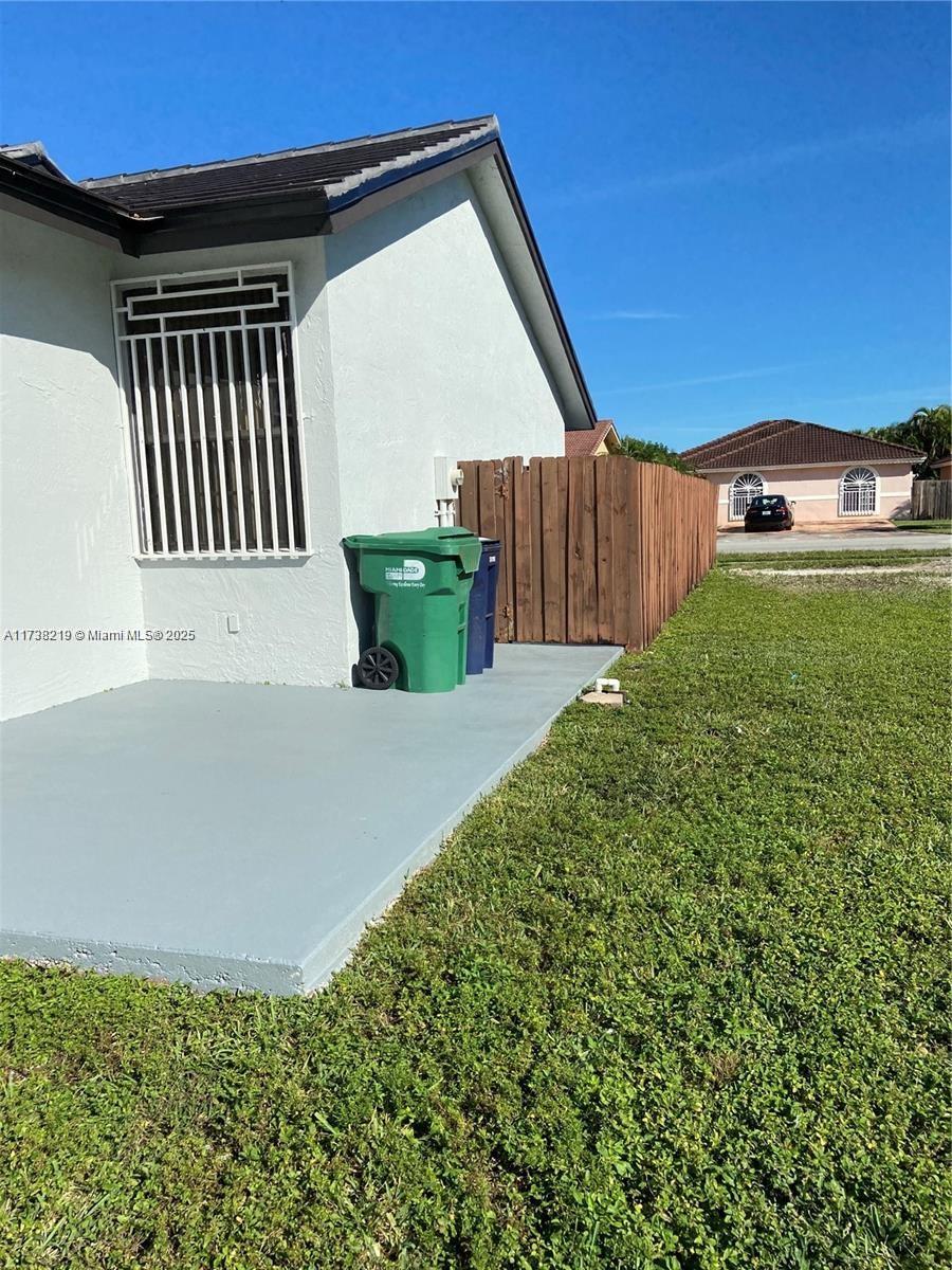 4903 Sw 144th Ct - Property Photo 17