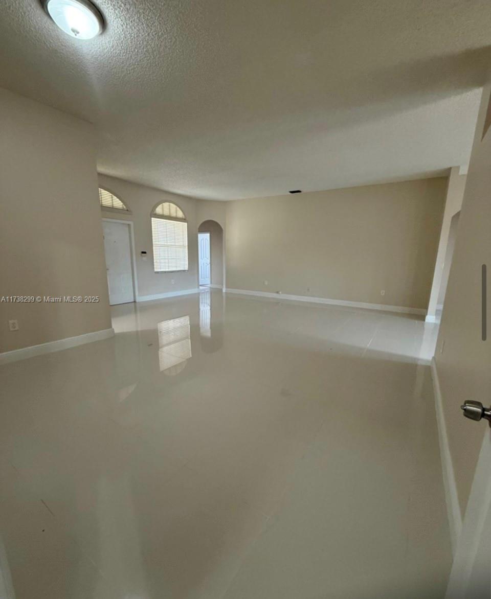 2670 Dunwoodie Pl Property Photo 4