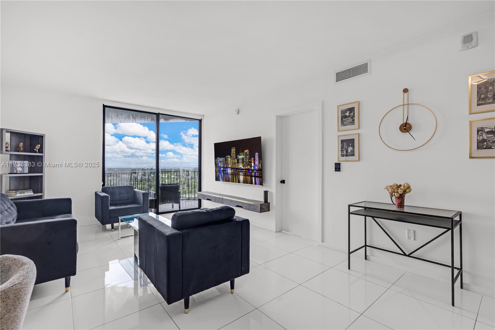 5300 Paseo Blvd 810 Property Photo 12