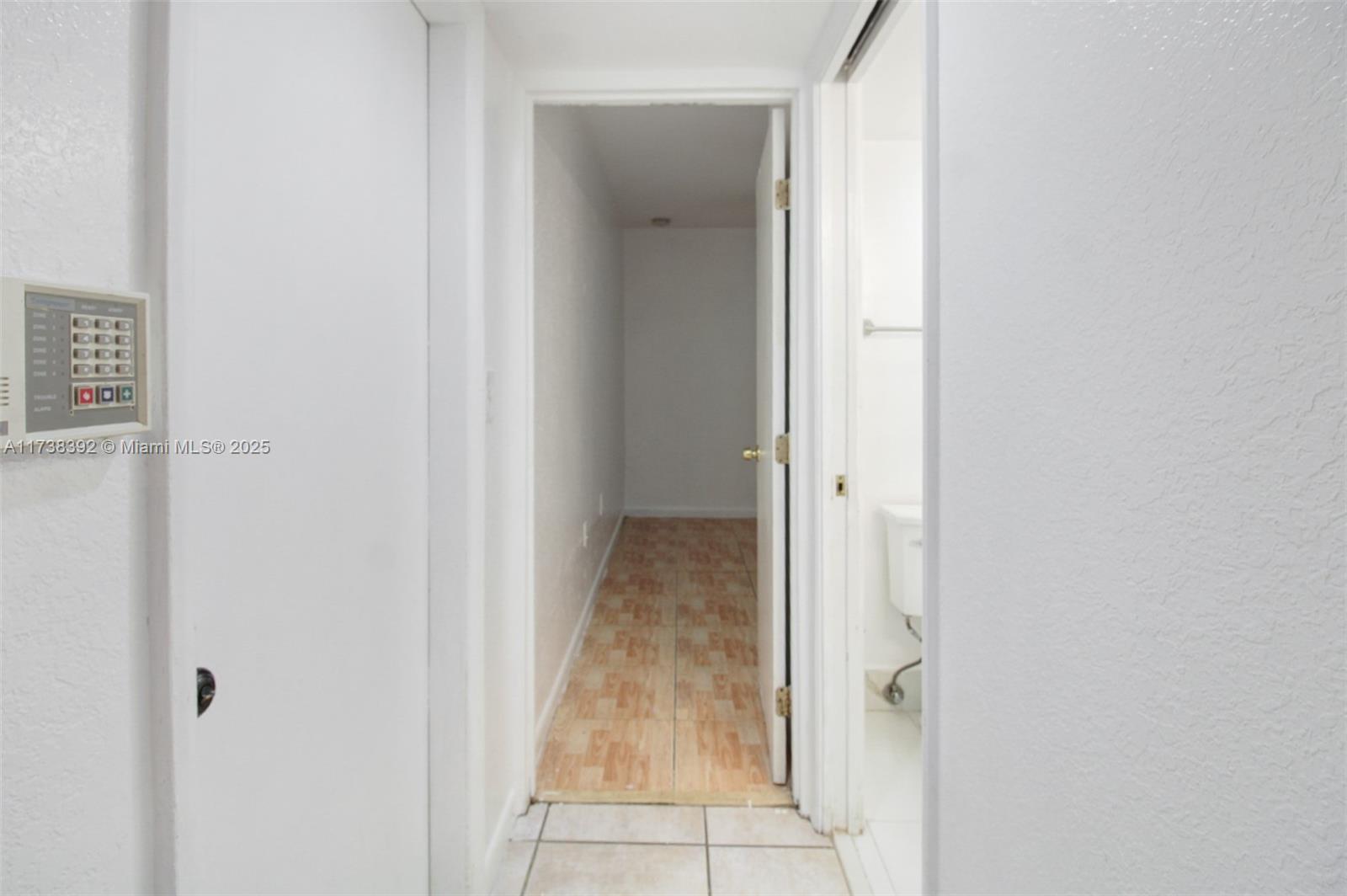 1240 S Fieldlark Ln Property Photo 6