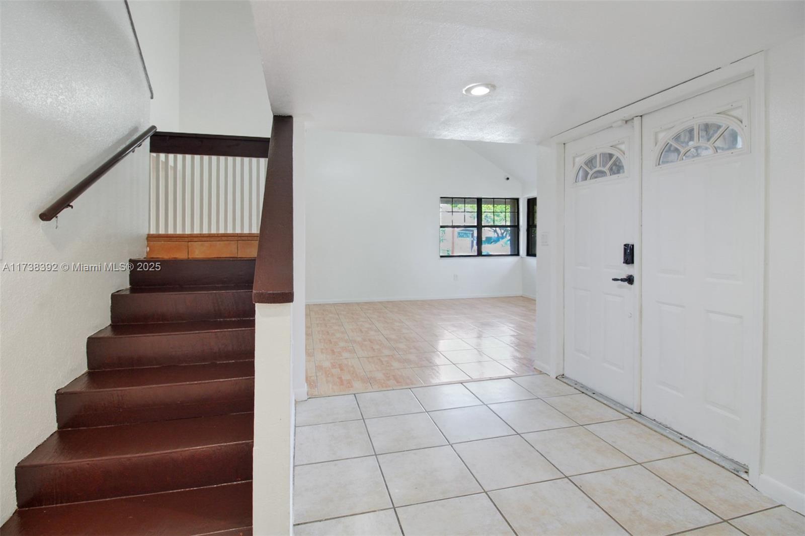 1240 S Fieldlark Ln Property Photo 7