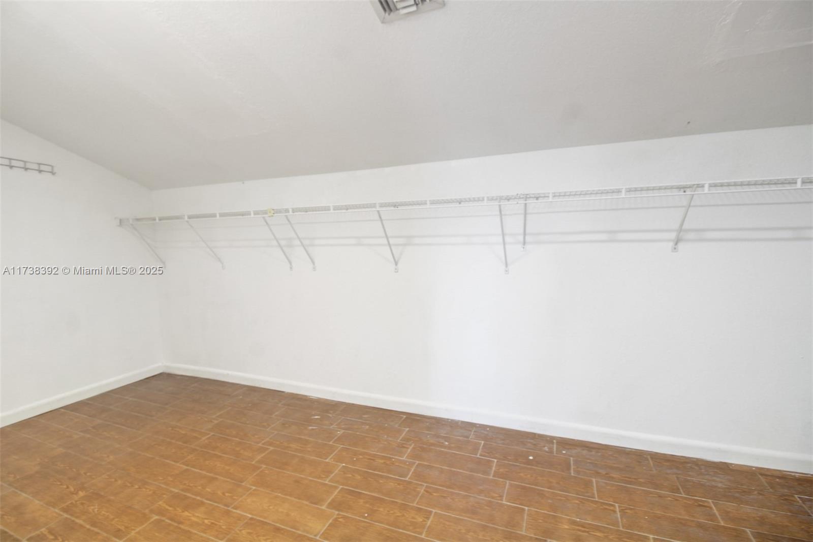 1240 S Fieldlark Ln Property Photo 18
