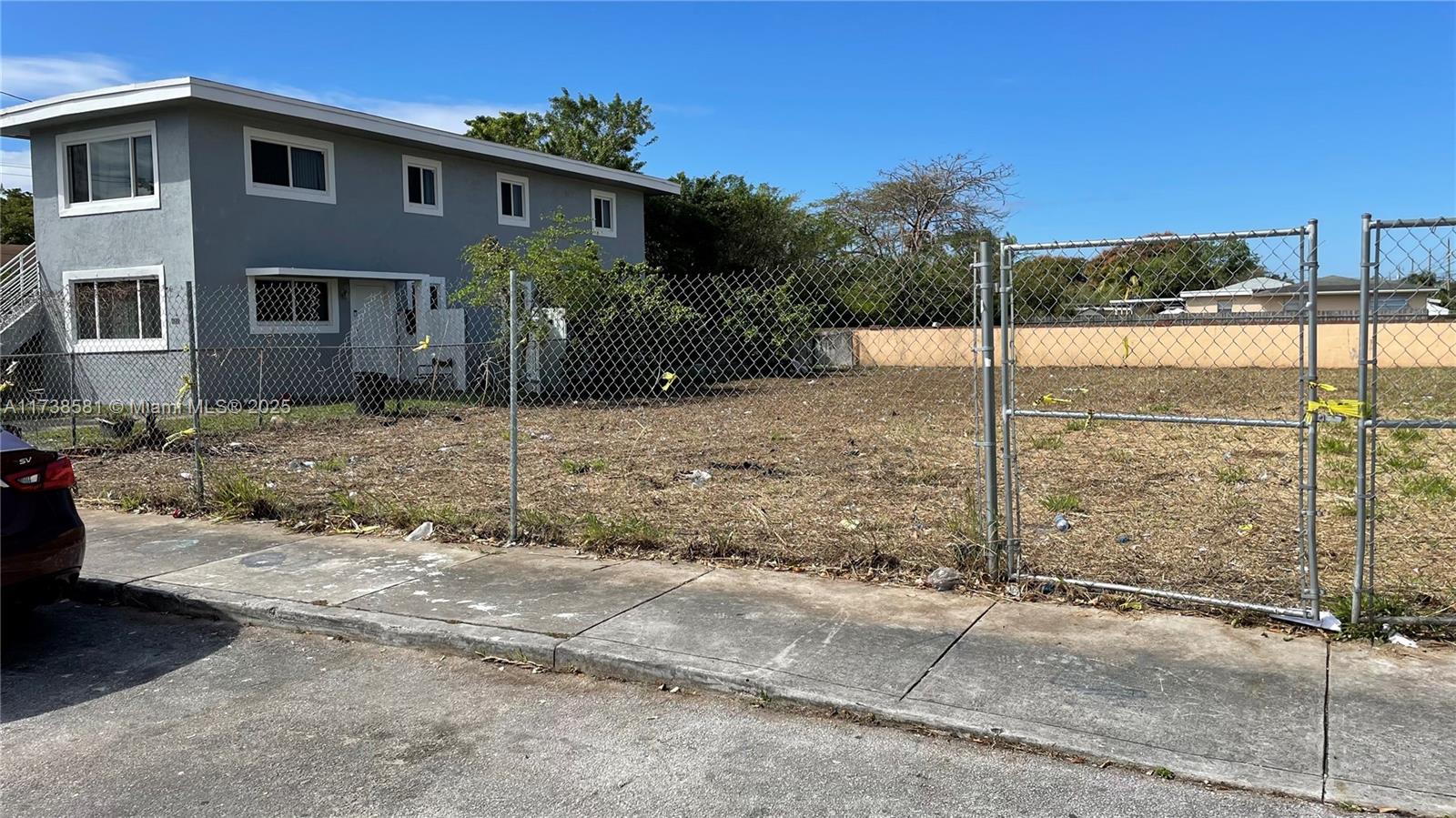 5030 Nw 14th Ave Property Photo 1