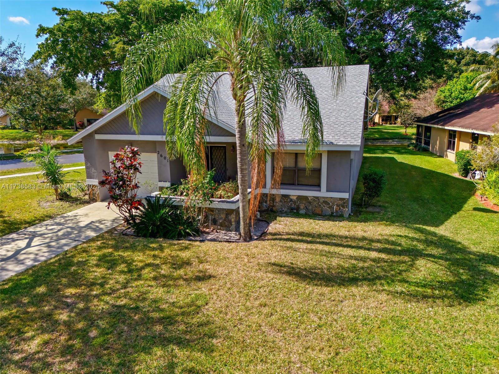 2601 Aloe Ave Property Photo 24