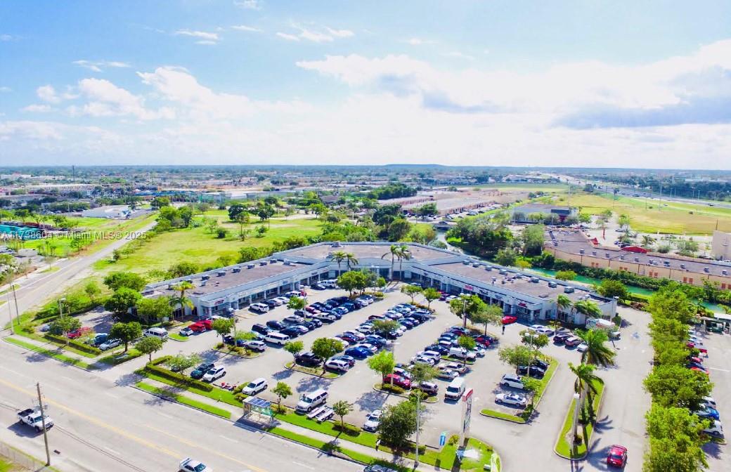 A11738604 Property Photo 1
