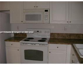 3365 Ne 14th Dr 107-16 Property Photo 6