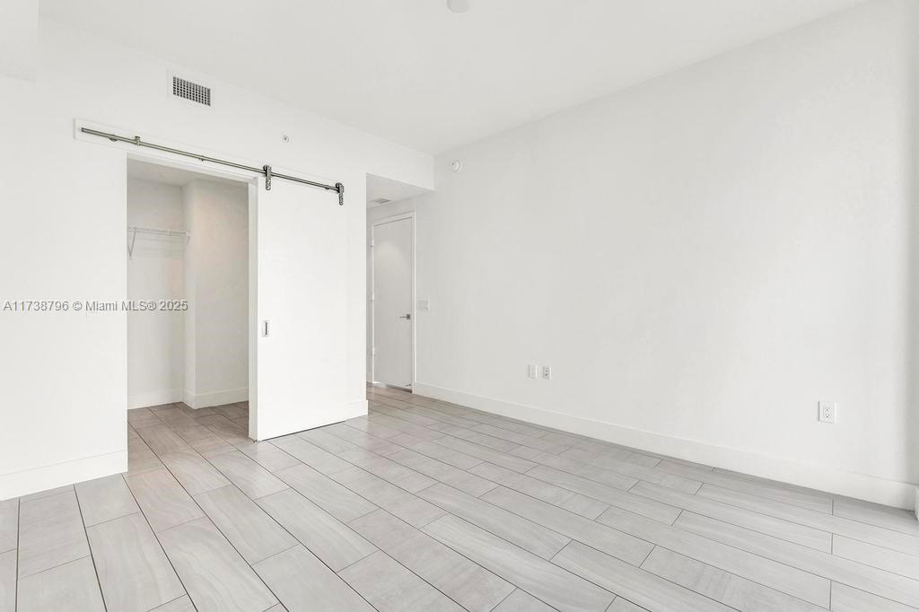 2000 Metropica Way 2307 Property Photo 13