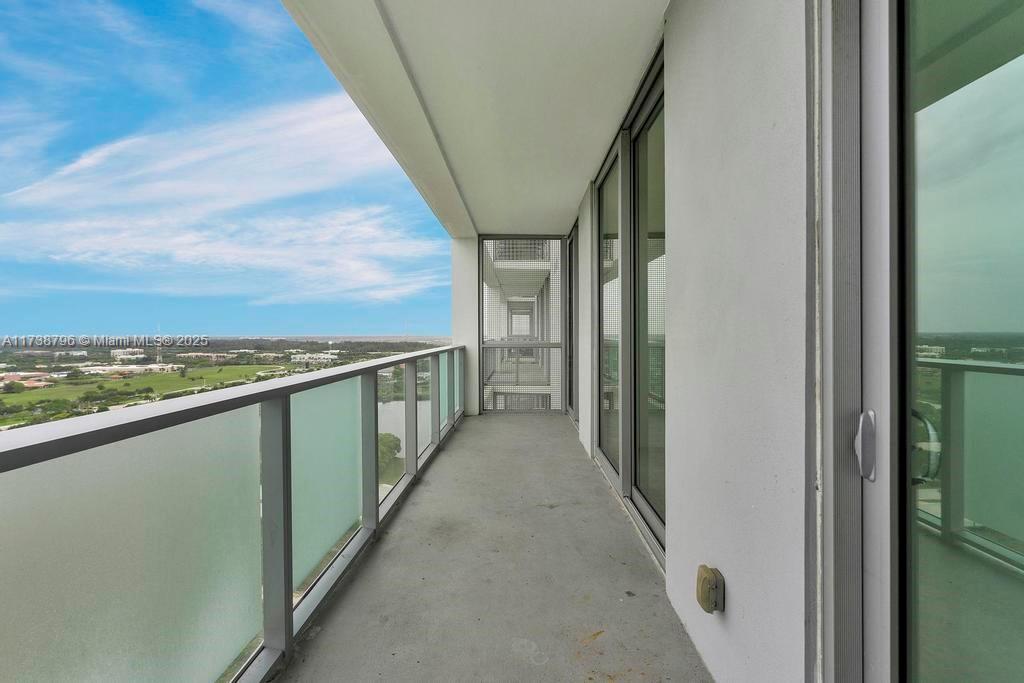 2000 Metropica Way 2307 Property Photo 34