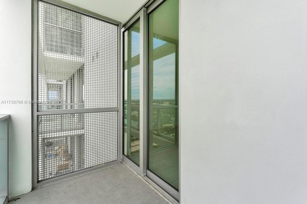 2000 Metropica Way 2307 Property Photo 38