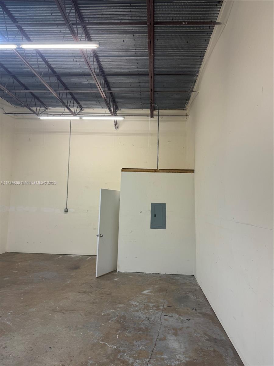 A11738865 Property Photo 1