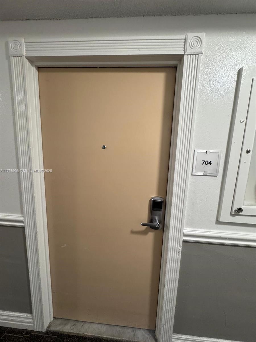 19201 Collins Ave 704 Property Photo 1