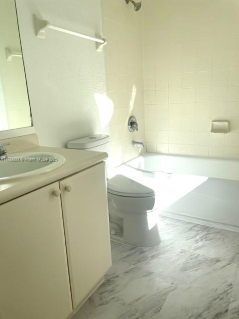 1544 Se 24th Ct 216 Property Photo 19