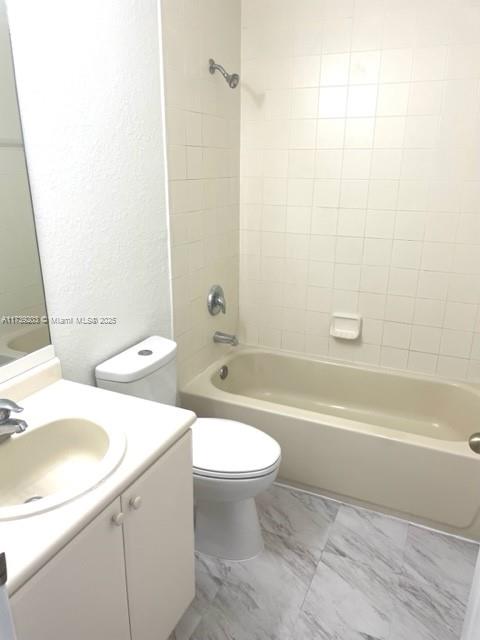 1544 Se 24th Ct 216 Property Photo 22