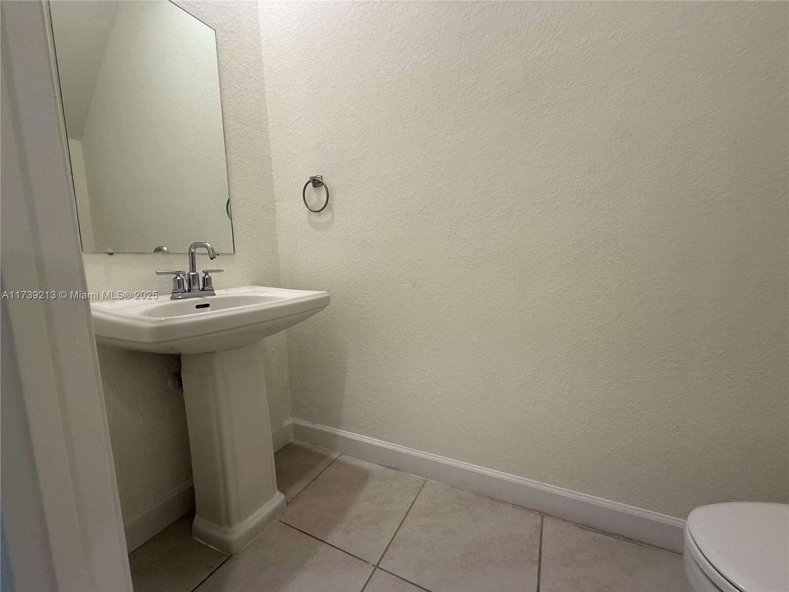 1100 Sw 6th Ct Property Photo 10