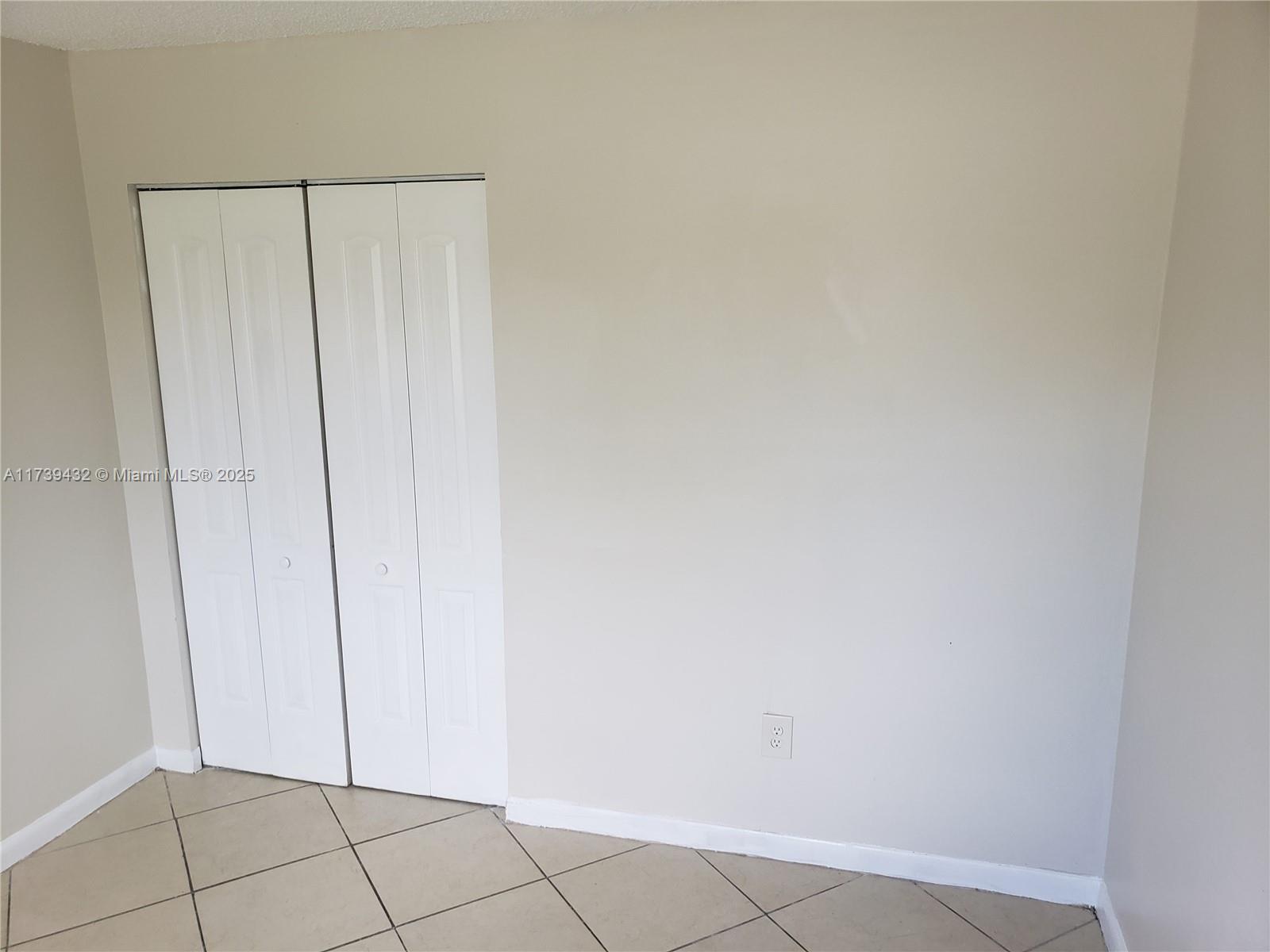 1463 Woodpecker St Property Photo 20