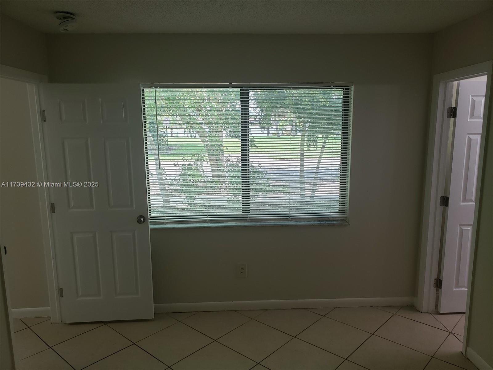 1463 Woodpecker St Property Photo 38