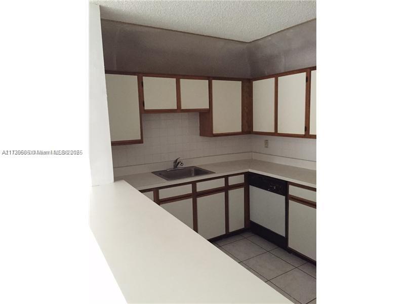 14820 Naranja Lakes Bl D1a Property Photo 6