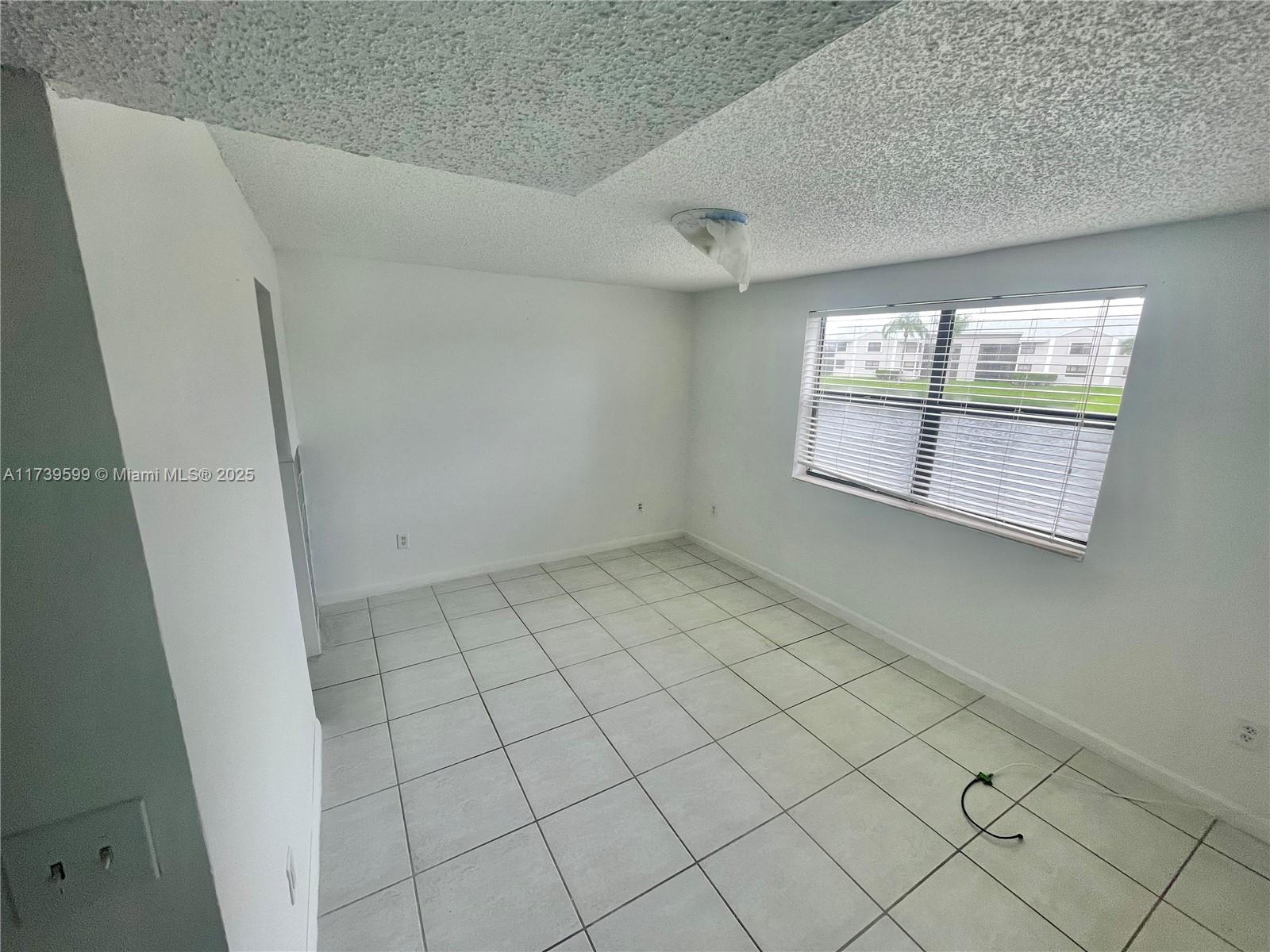 1042 Adams Ave 1042k Property Photo 8