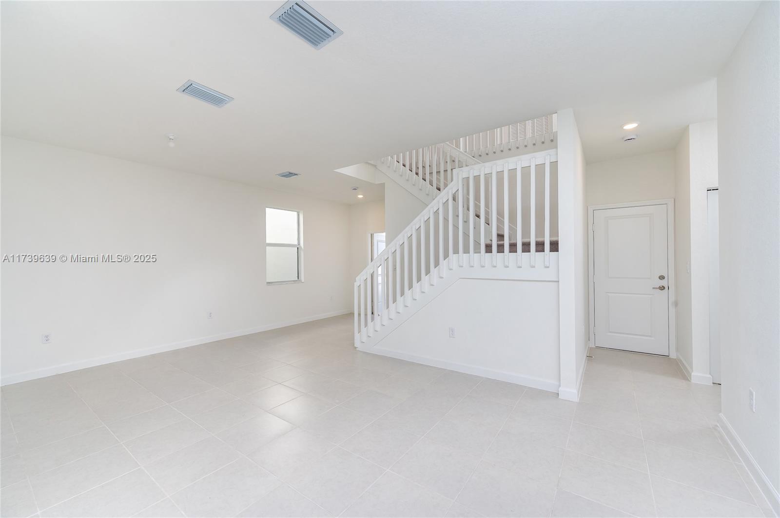 2528 Se 26 Ter Property Photo 13