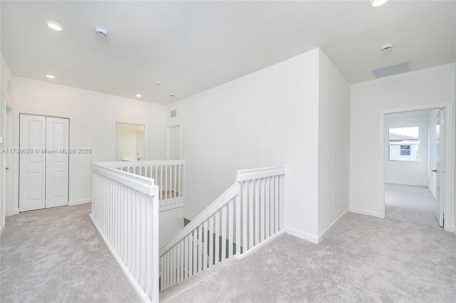 2528 Se 26 Ter Property Photo 19
