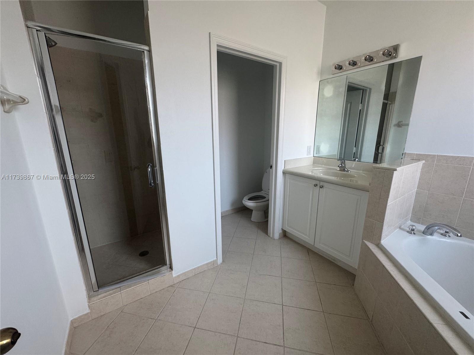 11219 Sw 236th Ln Property Photo 10