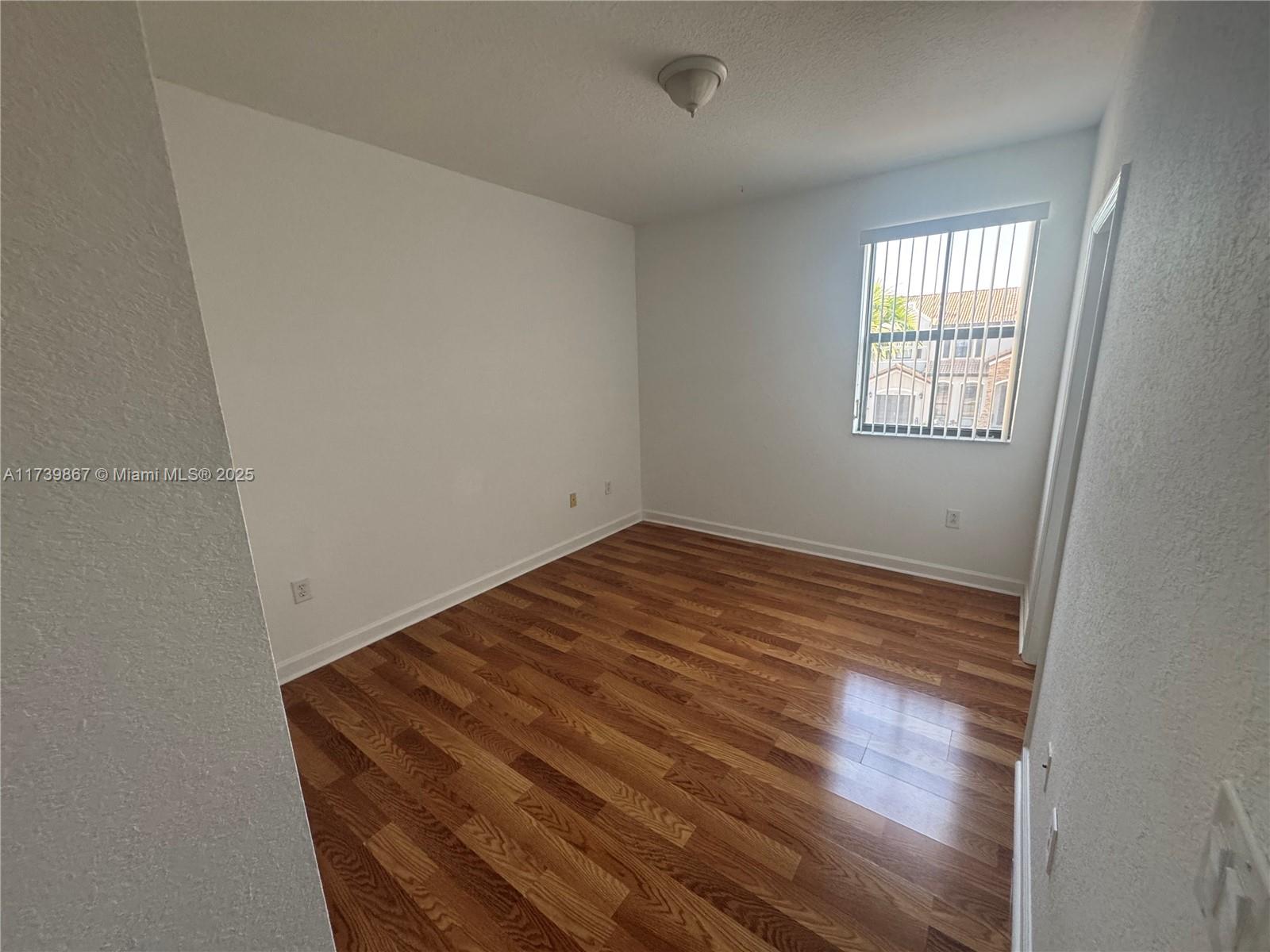 11219 Sw 236th Ln Property Photo 11