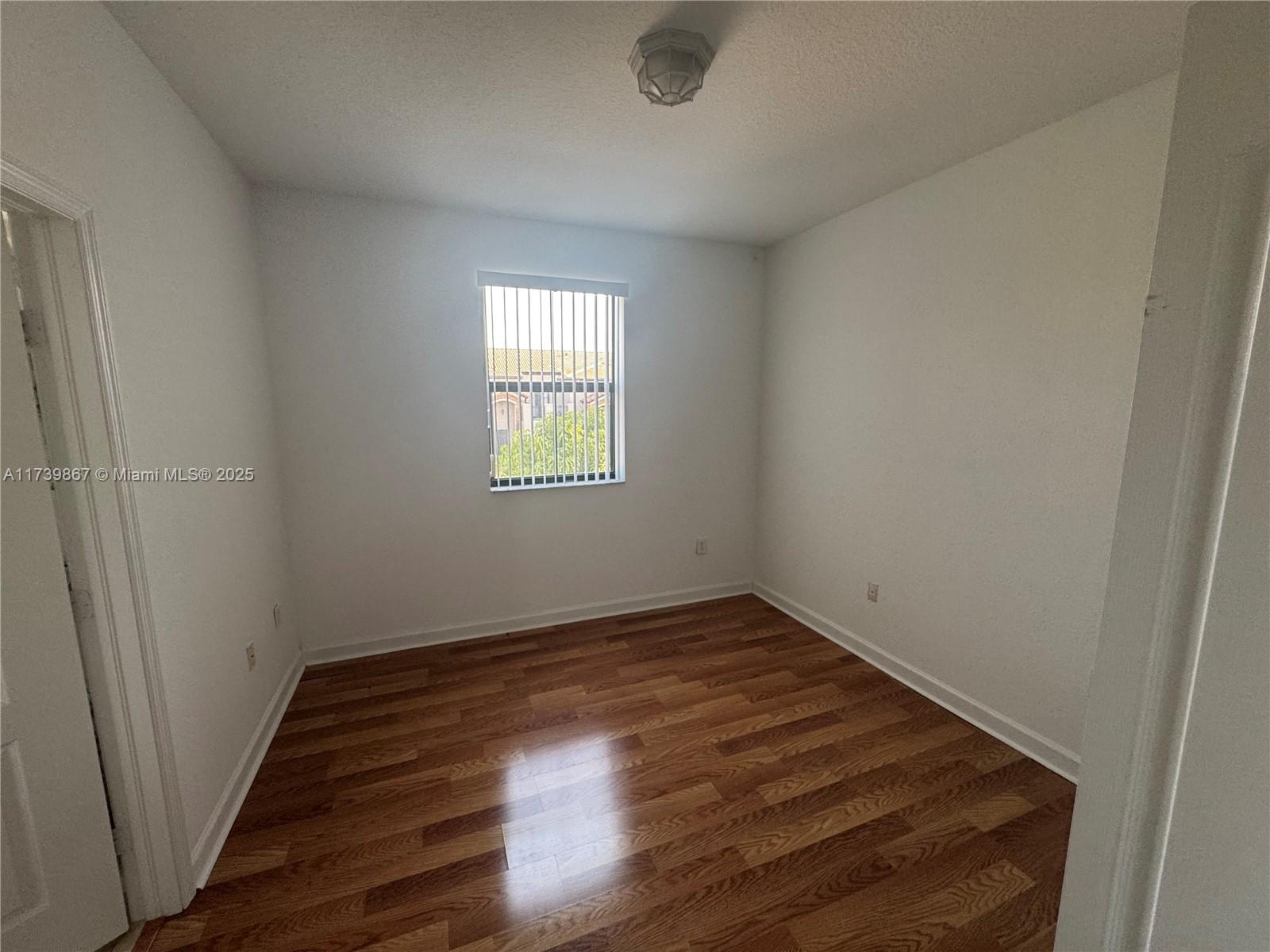 11219 Sw 236th Ln Property Photo 13
