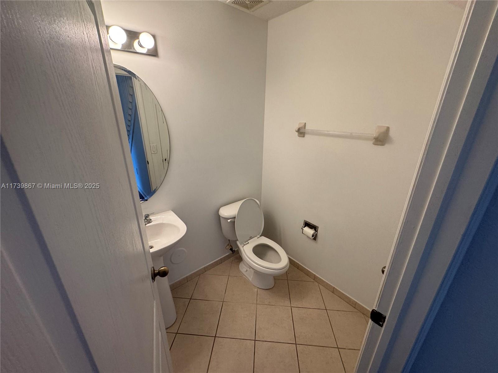 11219 Sw 236th Ln Property Photo 15