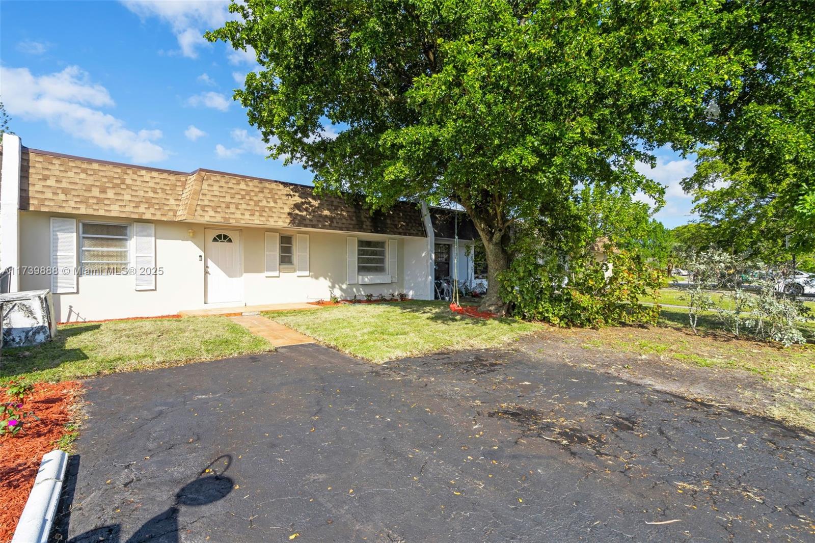 19374 Nw 28th Ct N/a Property Photo
