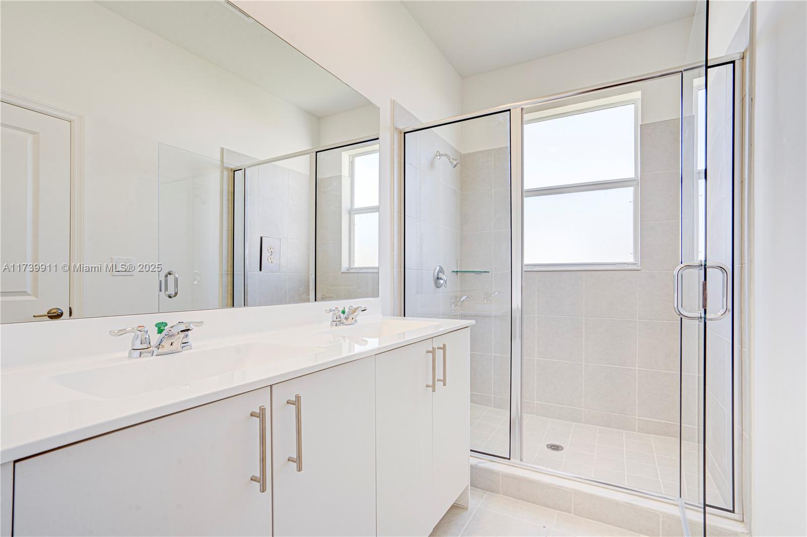 2497 Se 26 Ln 0 Property Photo 17