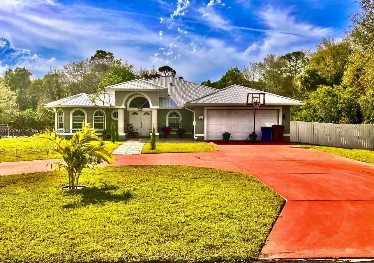 713 5th Ave, Lehigh Acres, Property Photo 1