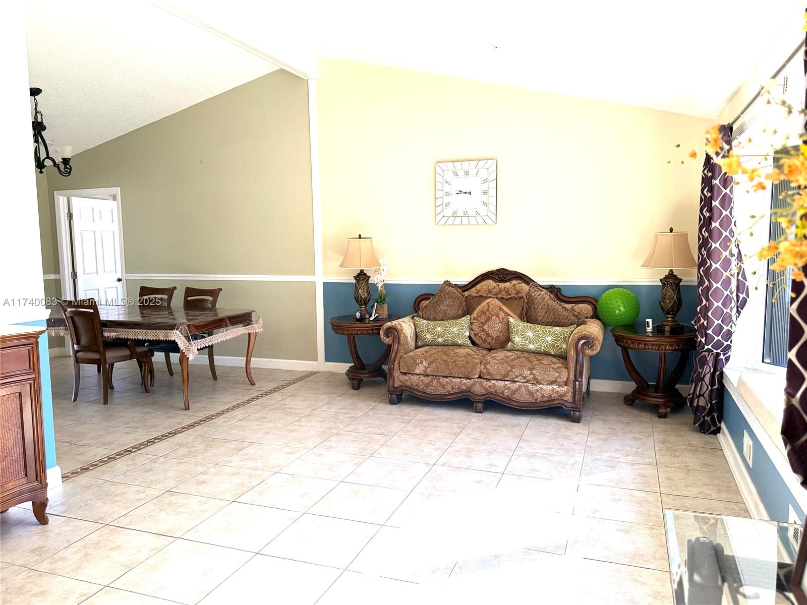 Alf Aralia Ct Property Photo 17