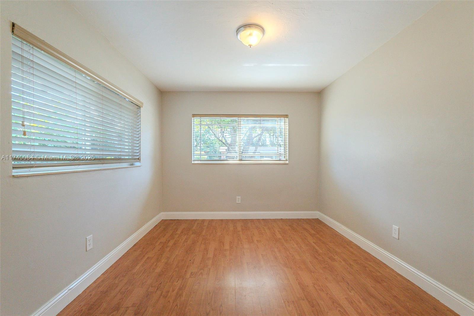 2125 Nw 192nd Ter Property Photo 24