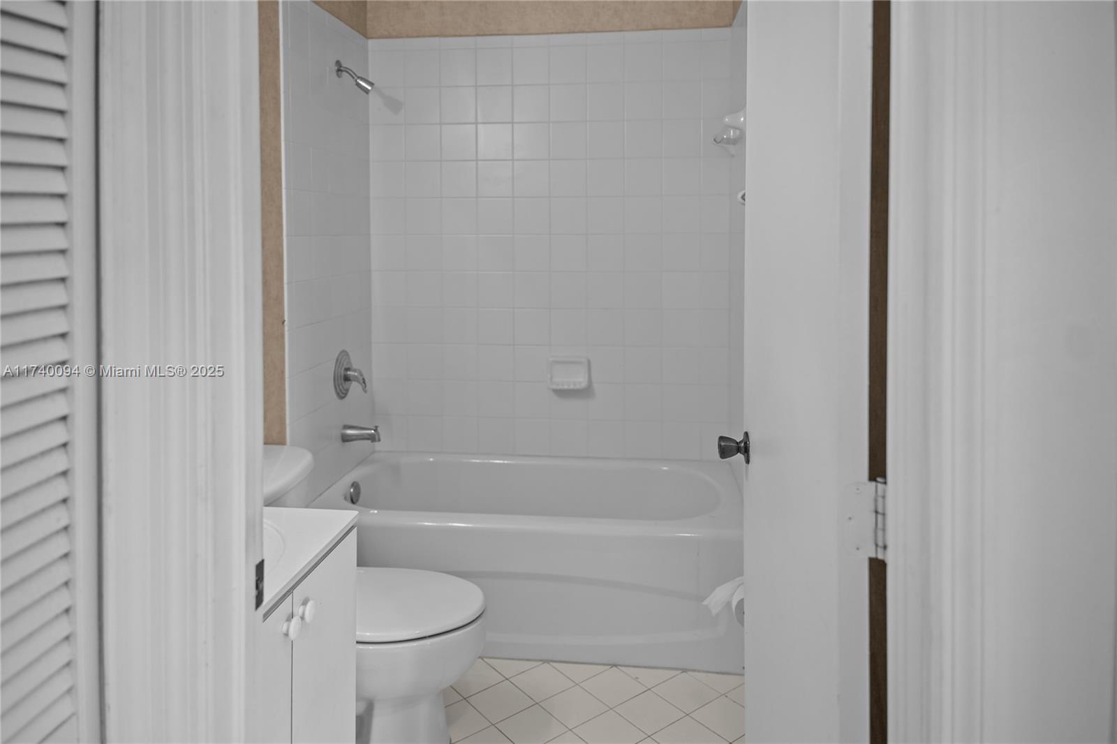 2600 Se 12th Pl 203 Property Photo 19