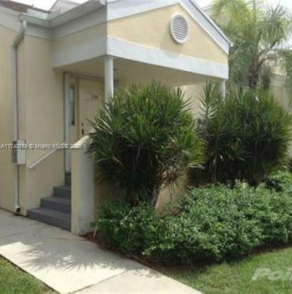 2212 Se 27th Dr 201-b Property Photo 1