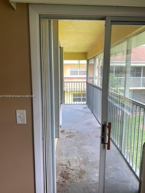 2212 Se 27th Dr 201-b Property Photo 17