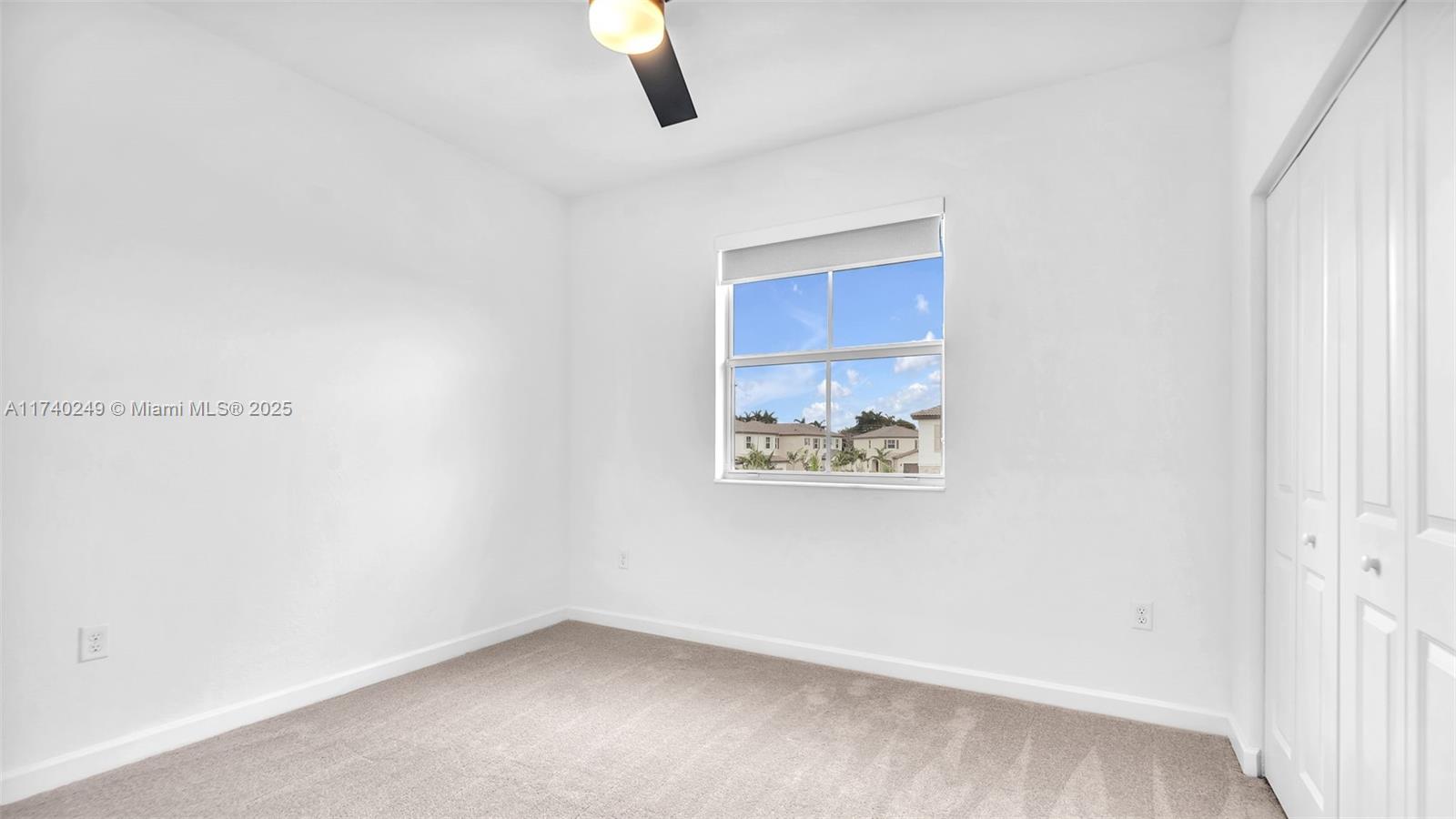 2400 Se 24 Drive Property Photo 35