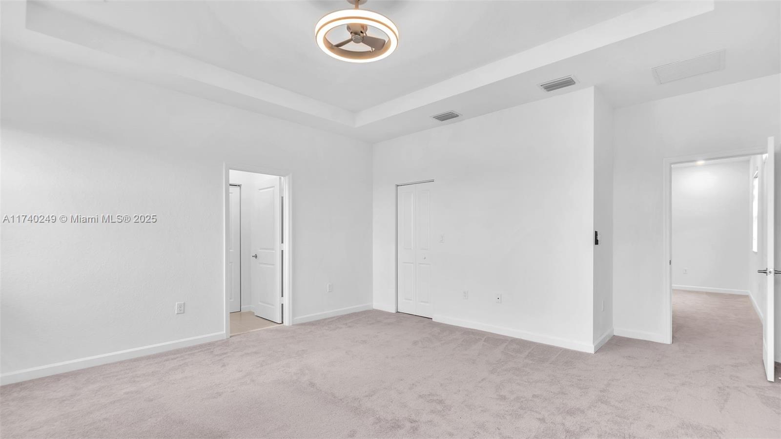2400 Se 24 Drive Property Photo 39