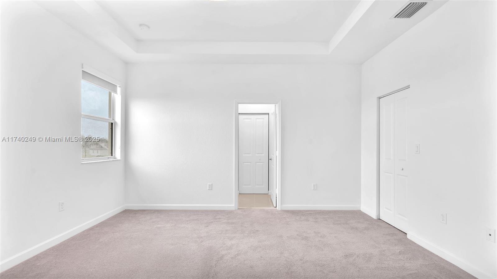 2400 Se 24 Drive Property Photo 40