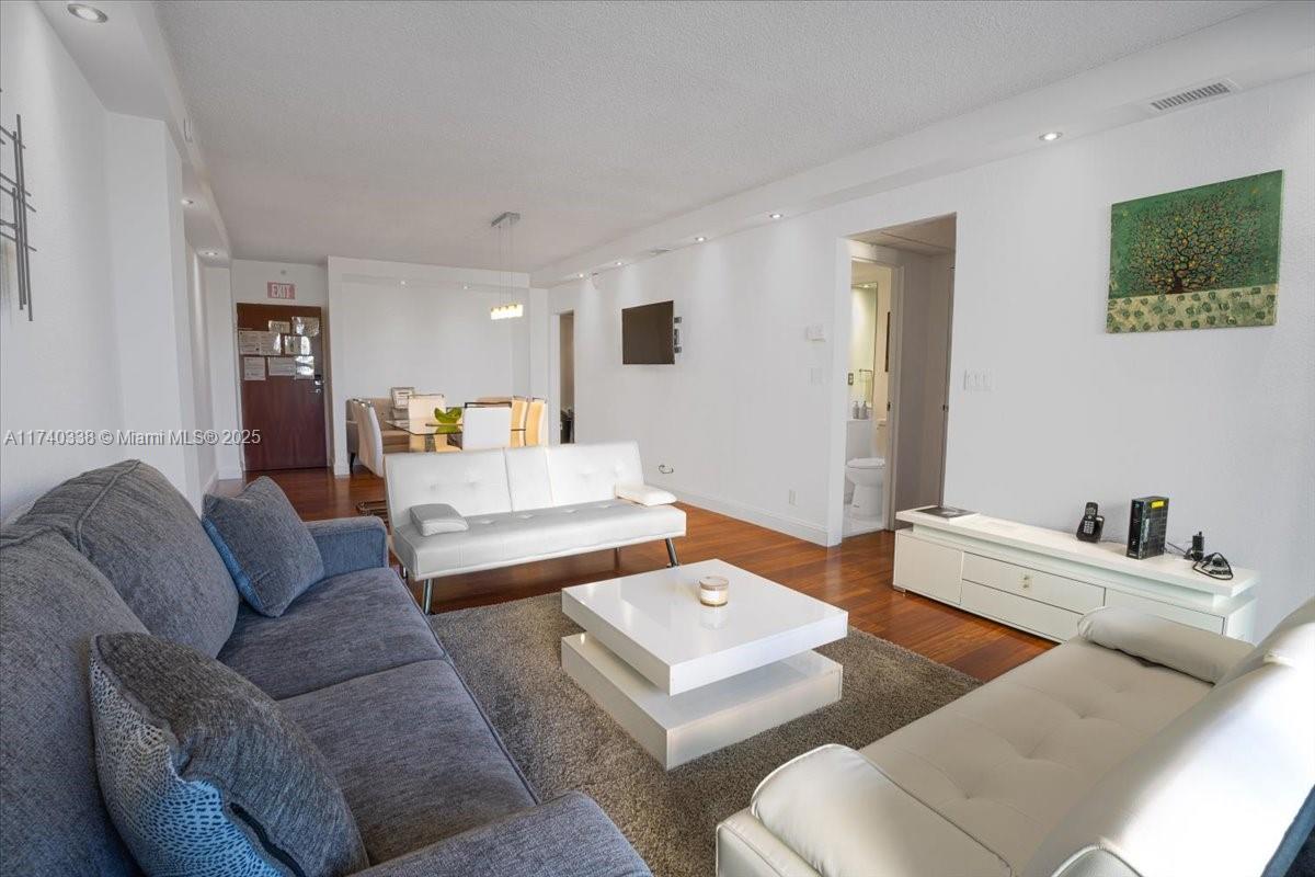 4001 S Ocean Dr 4e Property Photo 7