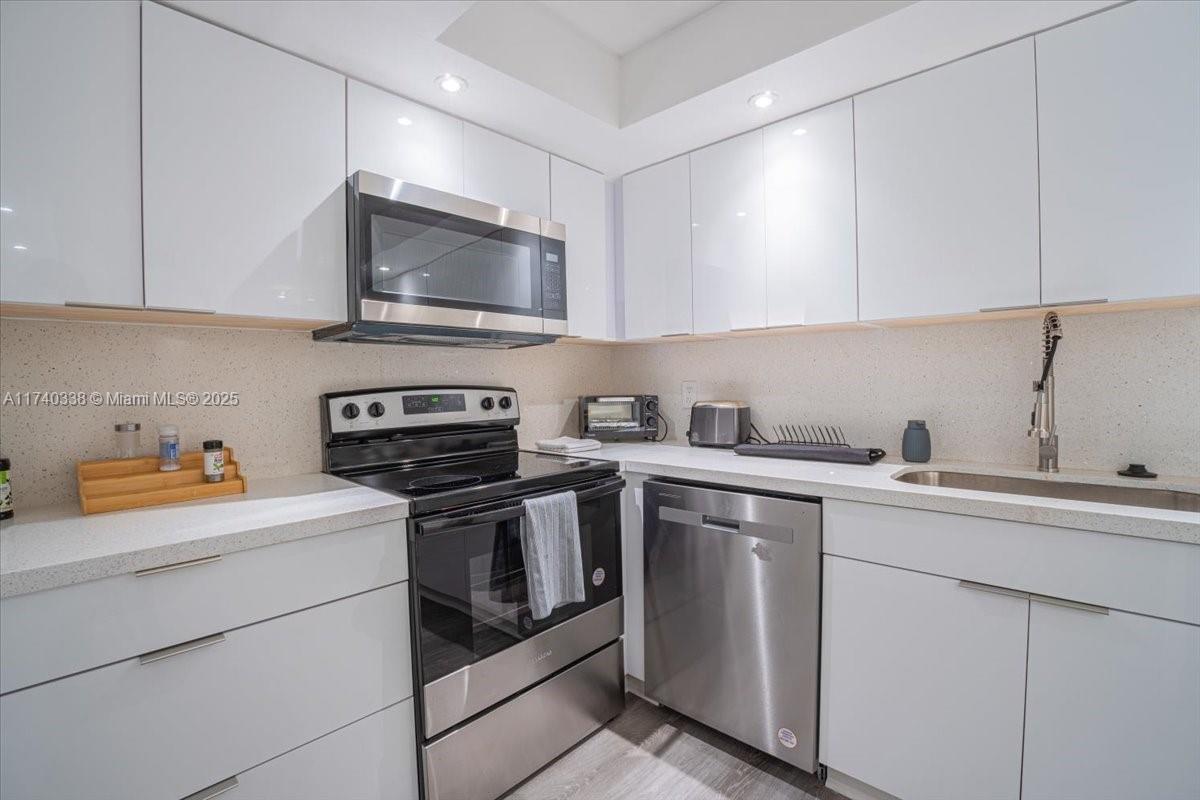 4001 S Ocean Dr 4e Property Photo 16